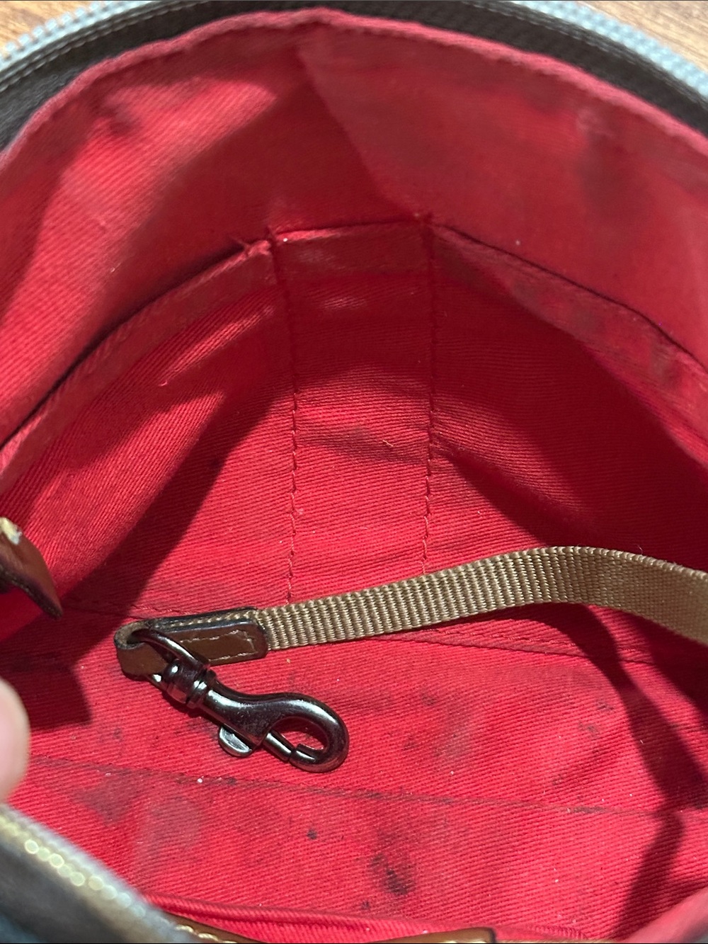 Dooney & Bourke navy blue Nylon Crossbody Pouchette—please read! - Picture 9 of 10